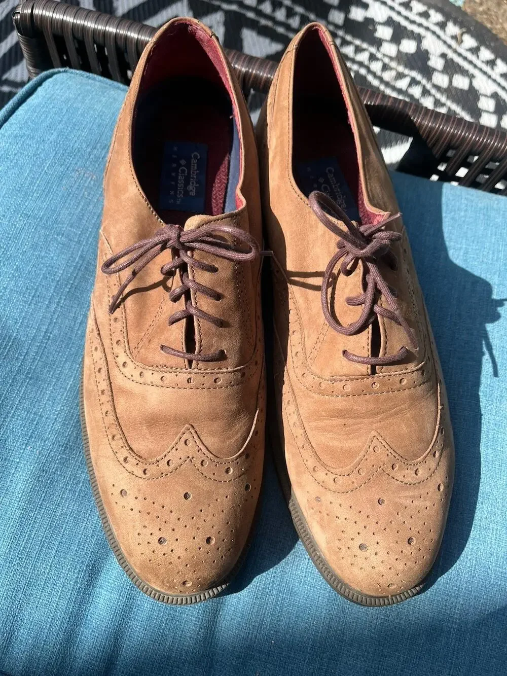 CAMBRIDGE CLASSICS Men's Wingtips Brown Suede Dress Shoes Size 10.5M
